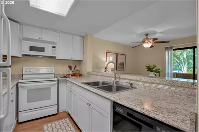 9842 SE Talbert St, Clackamas, OR 97015 - Photo 4