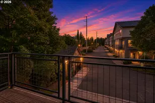 8656 NE Delamere Way, Hillsboro, OR 97006 - Photo 24