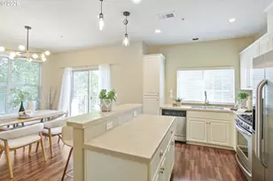 8656 NE Delamere Way, Hillsboro, OR 97006 - Photo 16