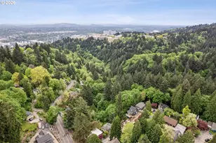 2625 SW Brae Mar Ct, Portland, OR 97201 - Photo 38