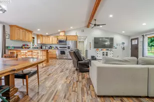 40189 Mt Hope Dr, Lebanon, OR 97355 - Photo 8