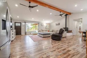 40189 Mt Hope Dr, Lebanon, OR 97355 - Photo 4