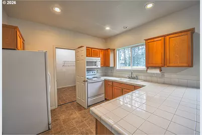 59388 Alderwood Ct, Saint Helens, OR 97051 - Photo 8