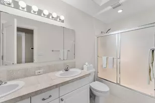 2432 SW Huber Ct, Portland, OR 97219 - Photo 36