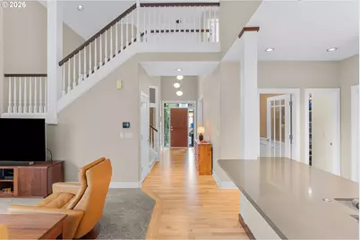 2432 SW Huber Ct, Portland, OR 97219 - Photo 10