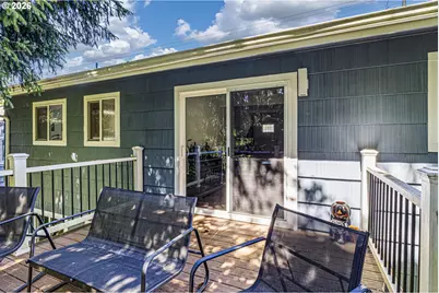 1685 Woodland Dr, Coos Bay, OR 97420 - Photo 44