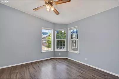 279 NE Snohomish Ave, White Salmon, WA 98672 - Photo 32