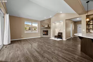 317 SE Pioneer Dr, Prineville, OR 97754 - Photo 14