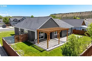 317 SE Pioneer Dr, Prineville, OR 97754 - Photo 38