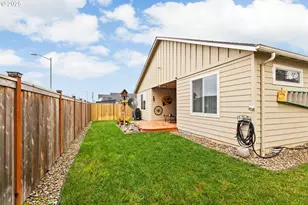 760 S 52nd St, Springfield, OR 97478 - Photo 30