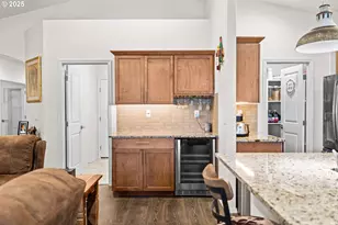 760 S 52nd St, Springfield, OR 97478 - Photo 20