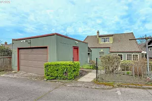 4212 E Burnside St, Portland, OR 97215 - Photo 4