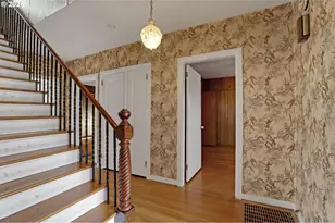 4212 E Burnside St, Portland, OR 97215 - Photo 16