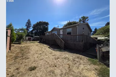 130 2nd St, Dillard, OR 97432 - Photo 2