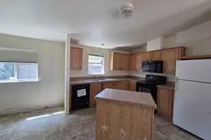 130 2nd St, Dillard, OR 97432 - Photo 10