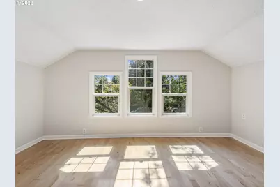 3917 SE Tibbetts St, Portland, OR 97202 - Photo 16