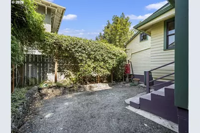 3917 SE Tibbetts St, Portland, OR 97202 - Photo 20