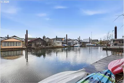 11638 N Island Cove Ln, Portland, OR 97217 - Photo 26