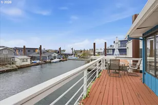 11638 N Island Cove Ln, Portland, OR 97217 - Photo 12