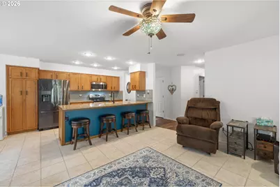 5945 SE Blossom St, Hillsboro, OR 97123 - Photo 16