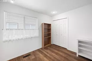 5945 SE Blossom St, Hillsboro, OR 97123 - Photo 18