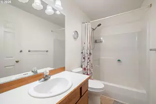 5945 SE Blossom St, Hillsboro, OR 97123 - Photo 20