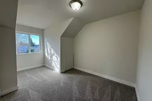 19901 SW Meadowbrook Ct, Beaverton, OR 97078 - Photo 20