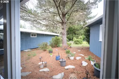 70214 Lakewood Rd, North Bend, OR 97459 - Photo 30