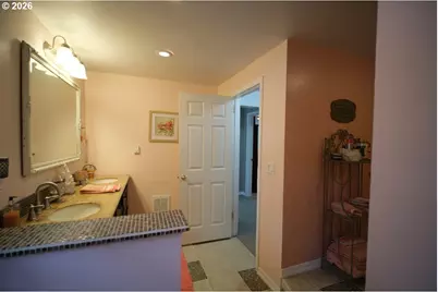 70214 Lakewood Rd, North Bend, OR 97459 - Photo 26