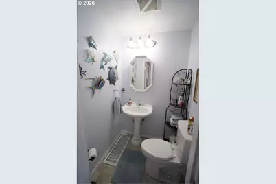 70214 Lakewood Rd, North Bend, OR 97459 - Photo 16