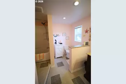 70214 Lakewood Rd, North Bend, OR 97459 - Photo 26