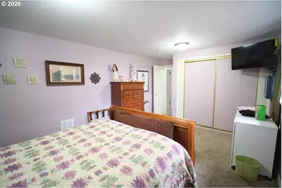 70214 Lakewood Rd, North Bend, OR 97459 - Photo 20