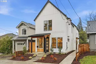 3792 NE 81st Ave, Portland, OR 97213 - Photo 2