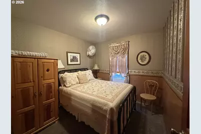 49130 Happy Valley Rd, Diamond, OR 97722 - Photo 24