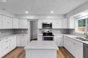 307 NE 129th St, Vancouver, WA 98685 - Photo 18