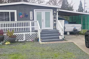 122 Parkdale Cir, Grants Pass, OR 97527 - Photo 2