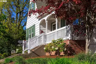2293 Agate St, Eugene, OR 97403 - Photo 2