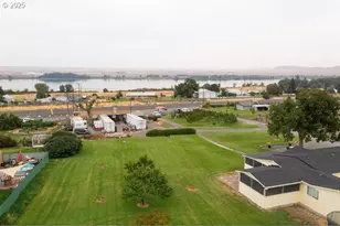 81700 Peach Tree Ln, Umatilla, OR 97882 - Photo 12