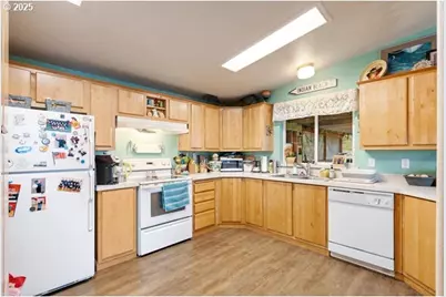 81700 Peach Tree Ln, Umatilla, OR 97882 - Photo 18