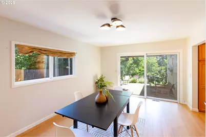 1379 Tucker Rd, Hood River, OR 97031 - Photo 26