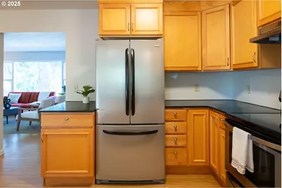 1379 Tucker Rd, Hood River, OR 97031 - Photo 24