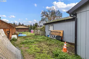 350 SE Park St, Winston, OR 97496 - Photo 24