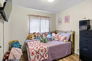 350 SE Park St, Winston, OR 97496 - Photo 12