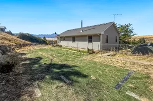 645 N Washington St, Prairie City, OR 97869 - Photo 24