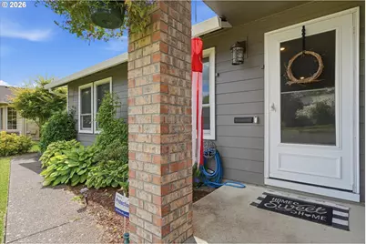 1546 SW Harbor Dr, McMinnville, OR 97128 - Photo 4
