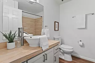 1033 SW Gibbs St, Portland, OR 97239 - Photo 22