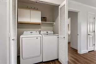 1033 SW Gibbs St, Portland, OR 97239 - Photo 14