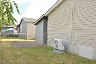 1699 N Terry St, Eugene, OR 97402 - Photo 36