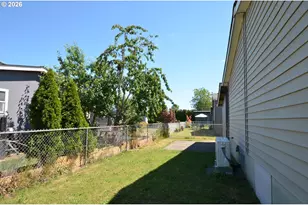 1699 N Terry St, Eugene, OR 97402 - Photo 34