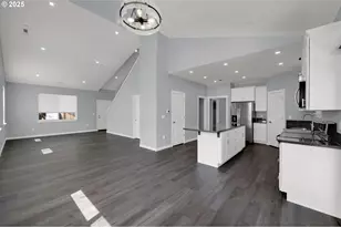 2132 Willona Dr, Eugene, OR 97408 - Photo 10